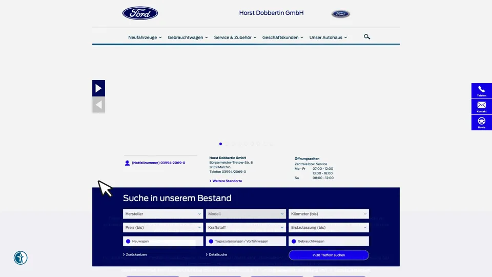 Das Bild zeigt die Webseite http://ford-dobbertin-malchin.de mit einem aktiven danova Assistant, der geöffnet und wieder geschlossen wird.