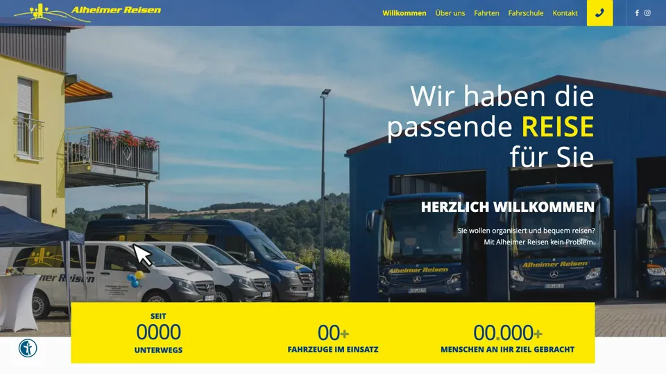 Das Bild zeigt die Webseite www.alheimer-reisen.de mit einem aktiven danova Assistant, der geöffnet und wieder geschlossen wird.