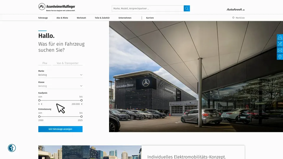 Das Bild zeigt die Webseite www.assenheimer-mulfinger.de mit einem aktiven danova Assistant, der geöffnet und wieder geschlossen wird.