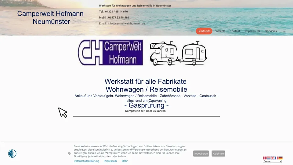 Das Bild zeigt die Webseite http://www.camperwelt-hofmann.de mit einem aktiven danova Assistant, der geöffnet und wieder geschlossen wird.