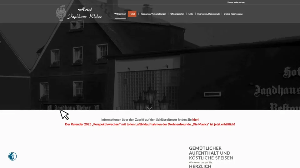 Das Bild zeigt die Webseite www.jagdhaus-weber.de mit einem aktiven danova Assistant, der geöffnet und wieder geschlossen wird.