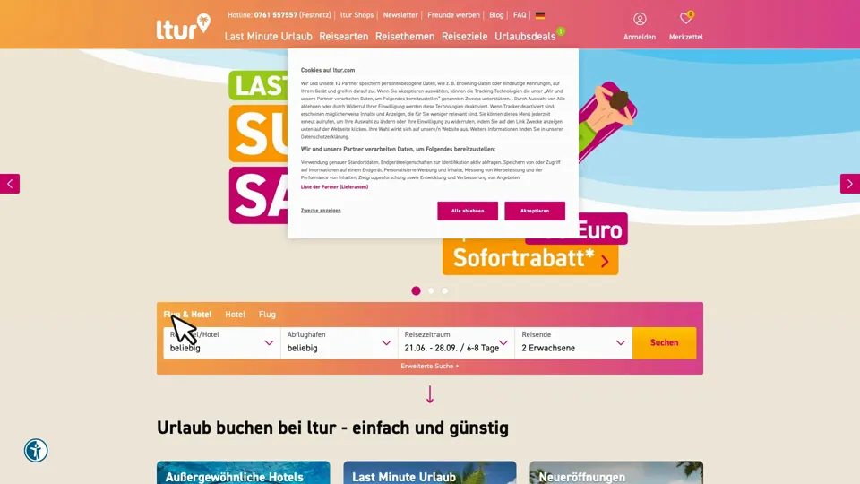 Das Bild zeigt die Webseite www.ltur.de mit einem aktiven danova Assistant, der geöffnet und wieder geschlossen wird.