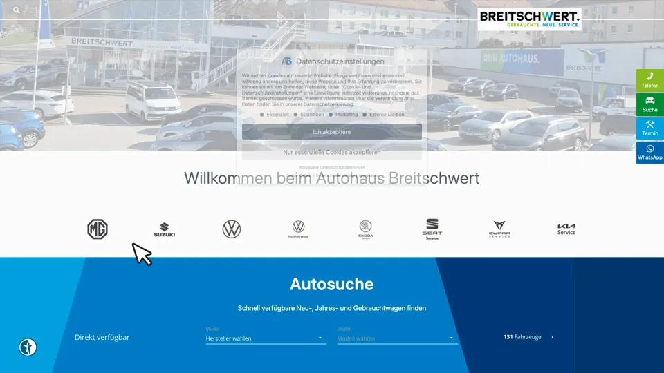 Das Bild zeigt die Webseite https://breitschwert.de mit einem aktiven danova Assistant, der geöffnet und wieder geschlossen wird.