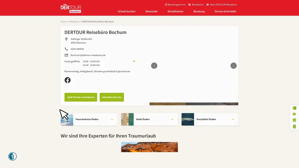 Das Bild zeigt die Webseite www.dertour-reisebuero.de mit einem aktiven danova Assistant, der geöffnet und wieder geschlossen wird.