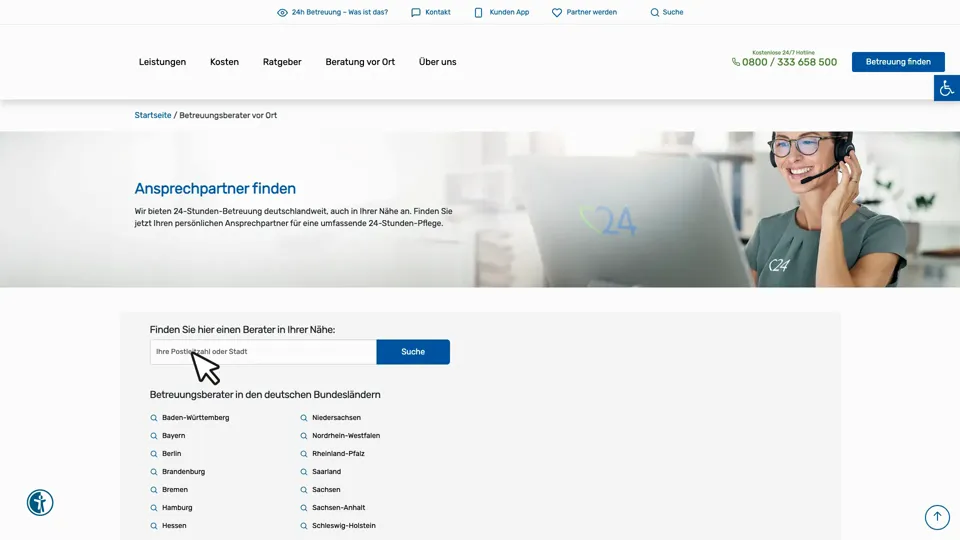 Das Bild zeigt die Webseite www.promedicaplus.de mit einem aktiven danova Assistant, der geöffnet und wieder geschlossen wird.
